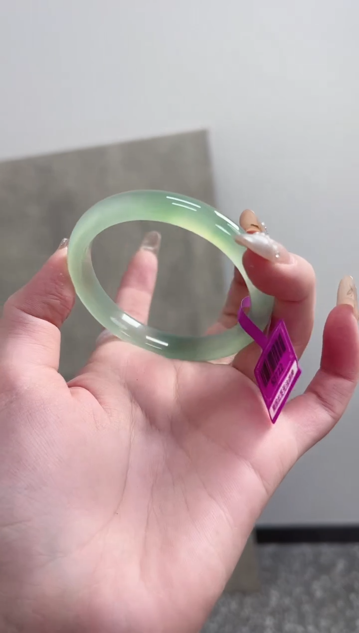 【闪购商品】玛瑙/玉髓手镯未镶嵌54圈 需要包容