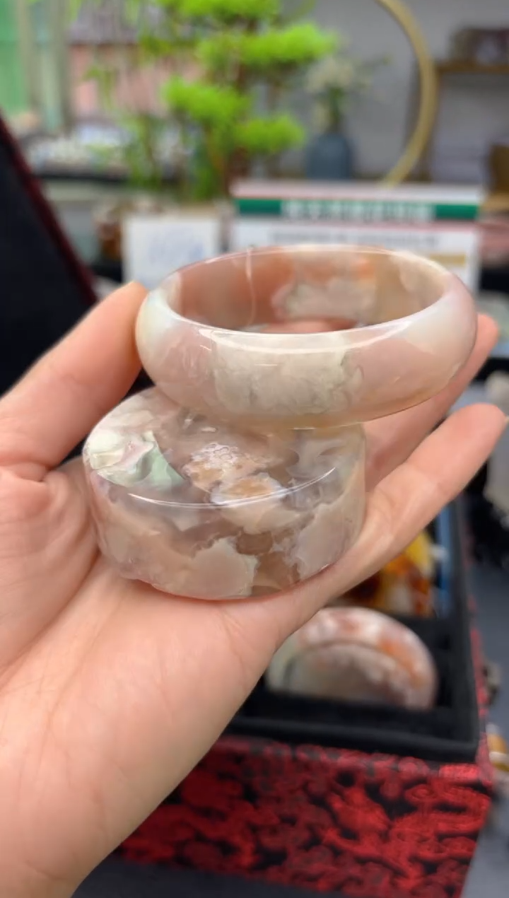 【闪购商品】石英质玉手镯未镶嵌C536(55圈赠送镯心)