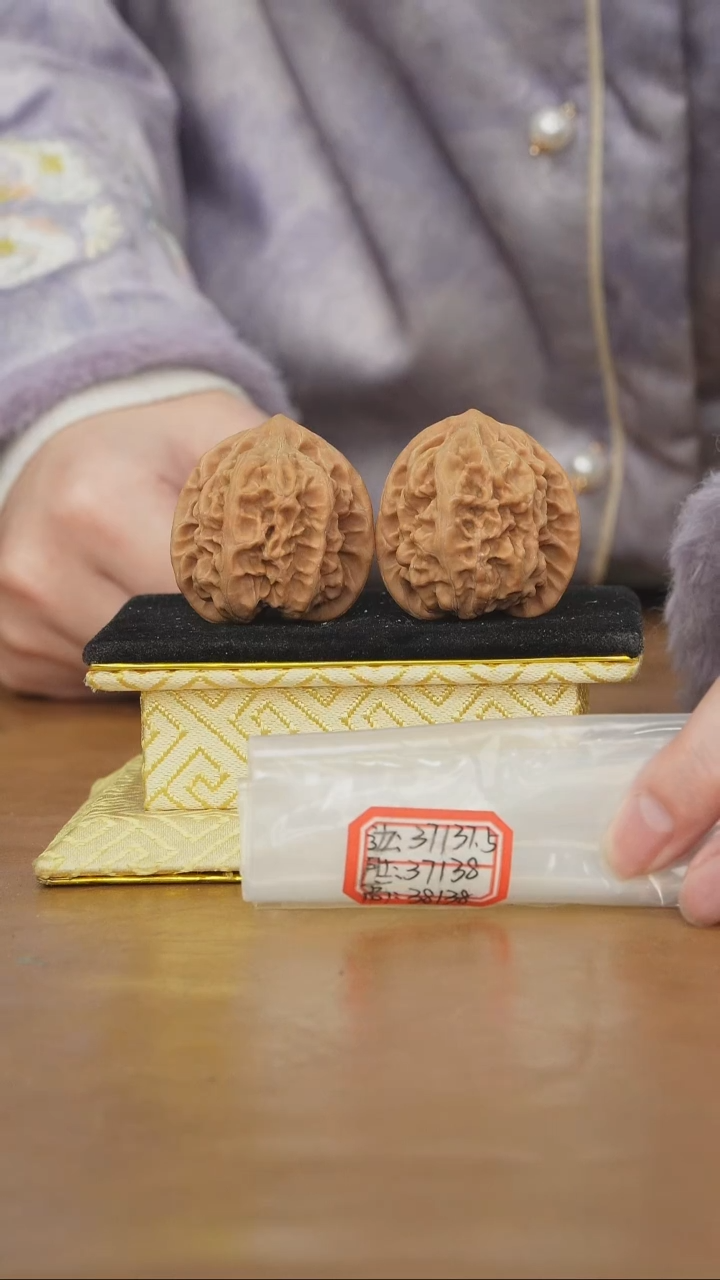 把件文玩核桃马蹄