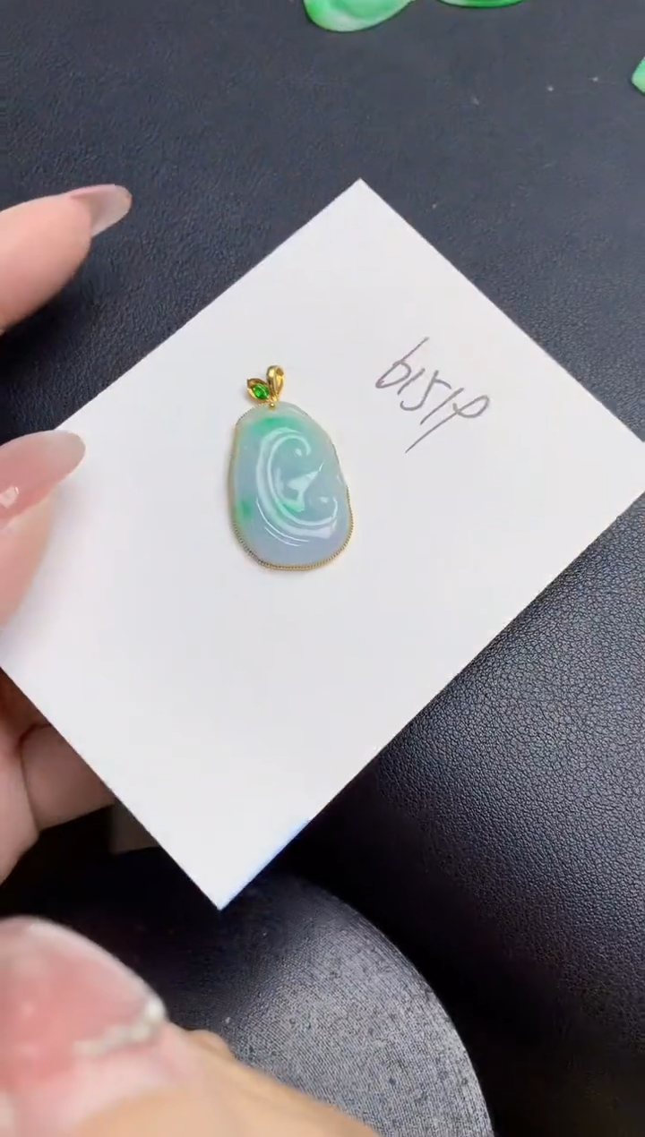 【闪购商品】翡翠颈饰18K金镶嵌000000000