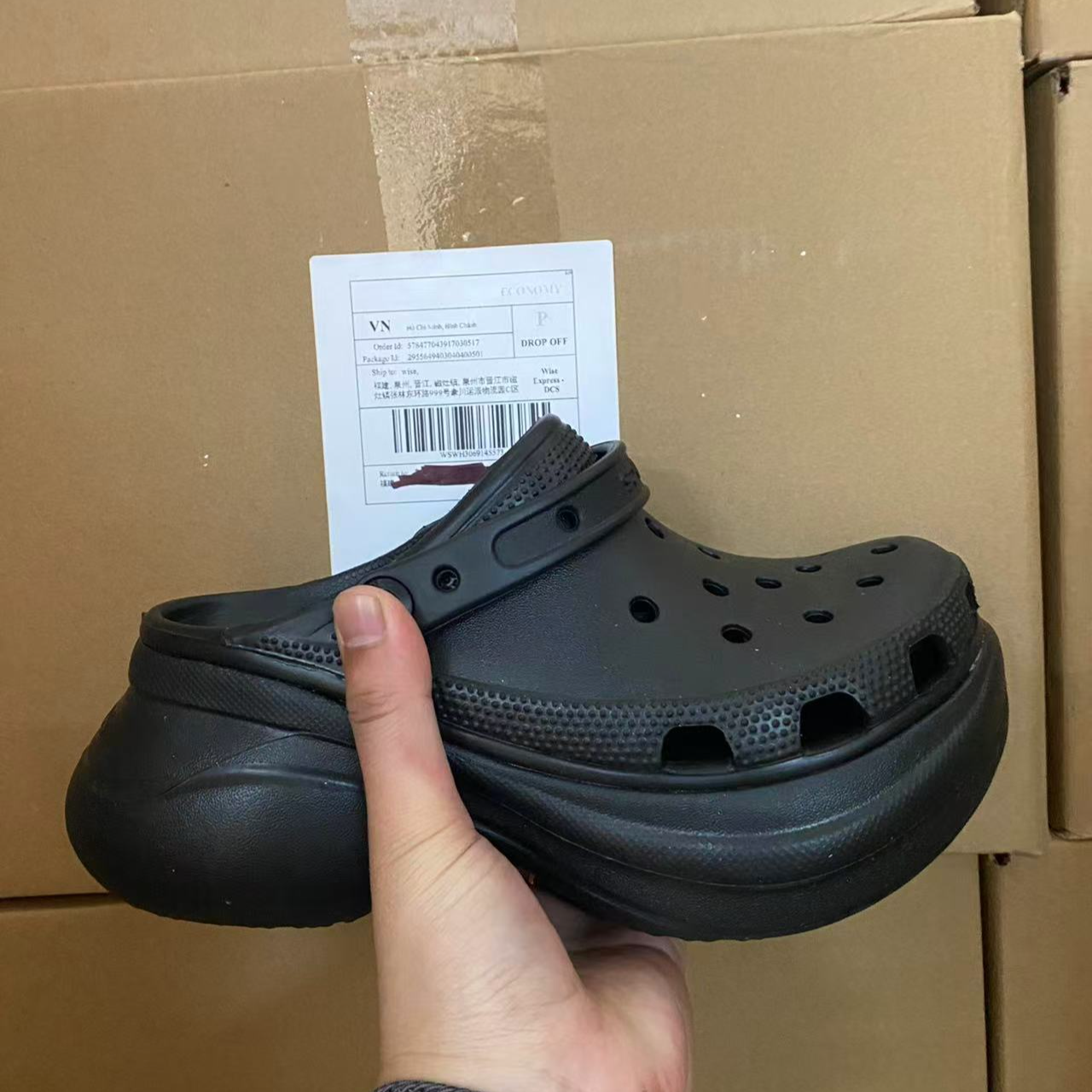 【鲸鱼】2025洞洞鞋夏季新款男女同款百搭屋屋