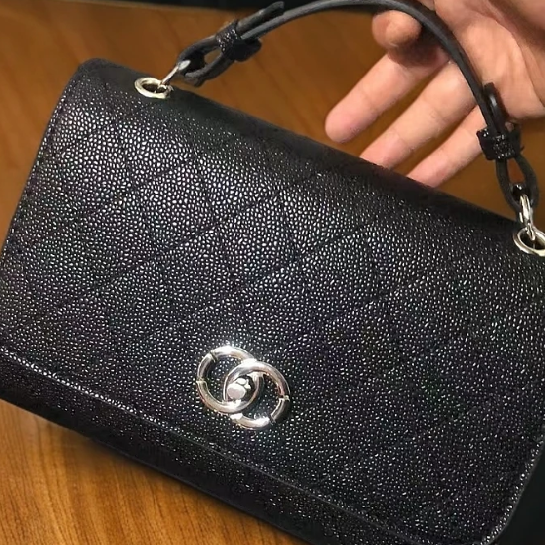 2025新款女士斜挎包ccc