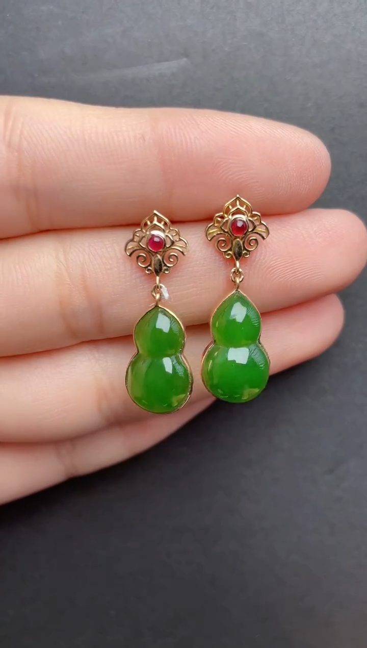 【闪购商品】和田玉耳钉18K金镶嵌葫芦耳钉