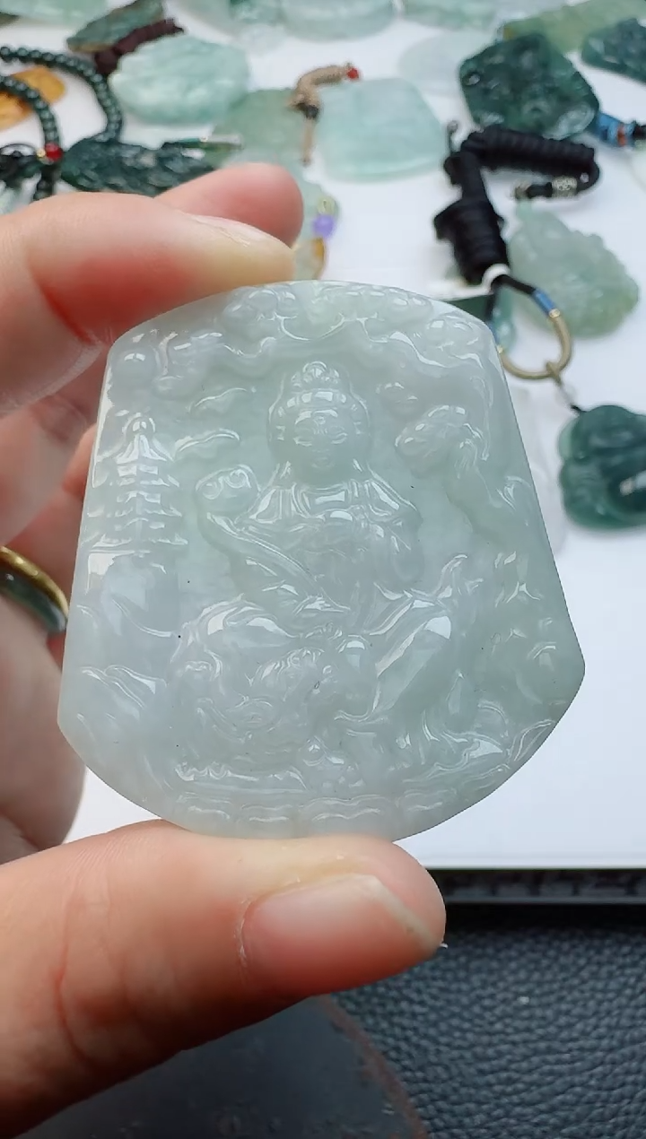 【闪购商品】翡翠颈饰未镶嵌1111111111111