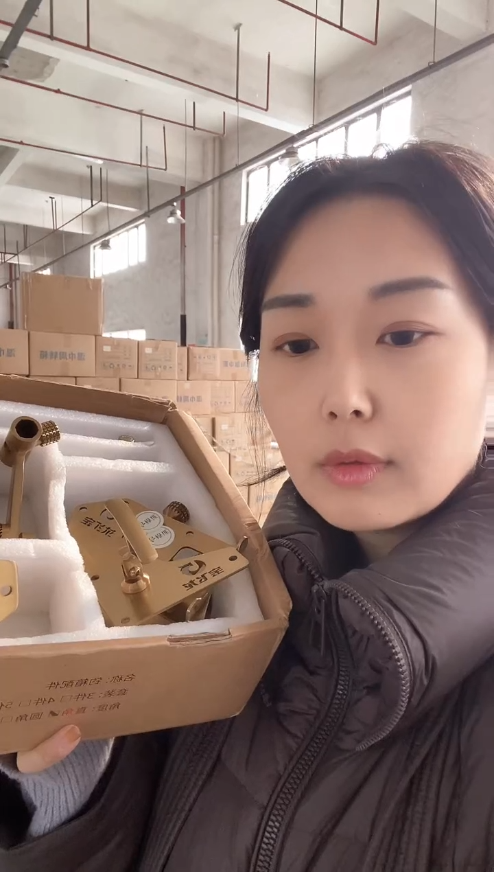 宝飞龙不锈钢钓箱配件【直角】金-炮台套装