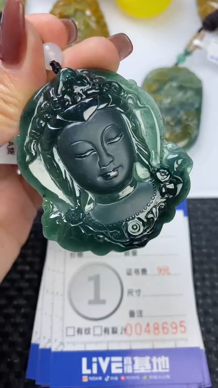 【闪购商品】翡翠颈饰未镶嵌1111111111111111