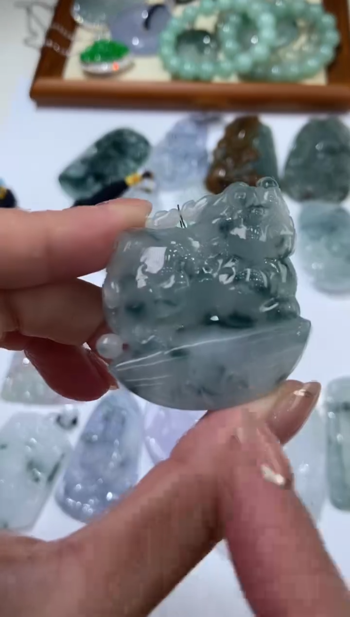 【闪购商品】翡翠未镶嵌挂件292929