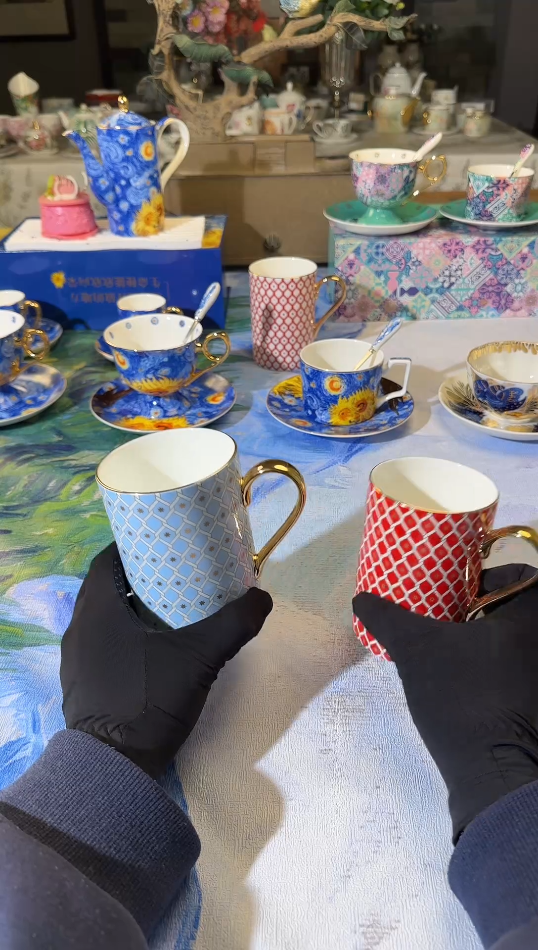 【闪购商品】瓷片骨瓷手绘描金可进微波炉洗碗机送小汤勺