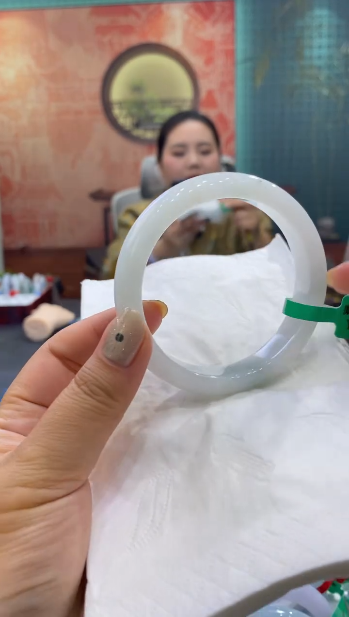 未镶嵌手镯翡翠多人00010246