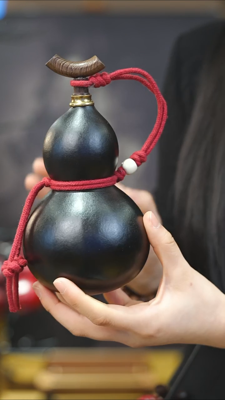 【闪购商品】XK217大漆酒葫芦不包手串及旋转底座