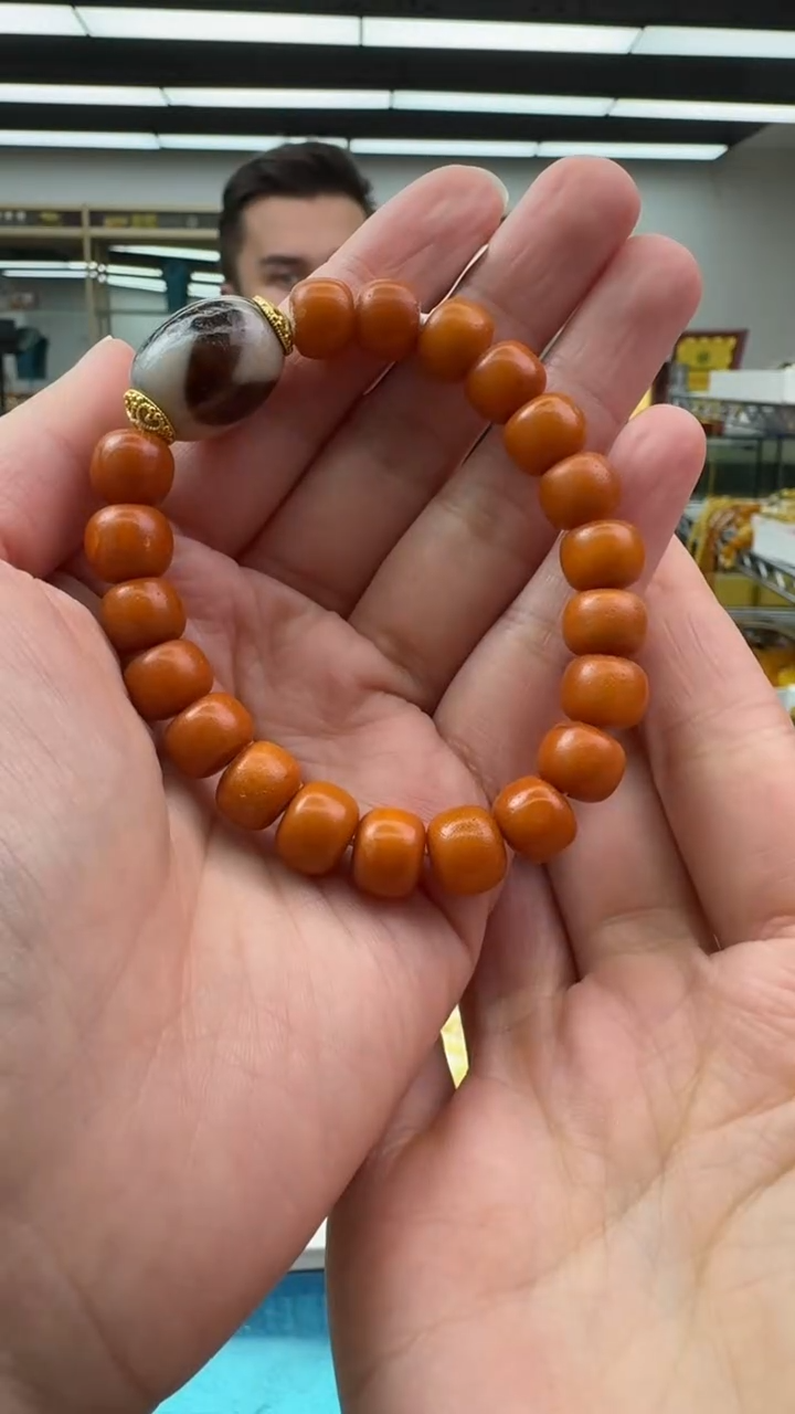 【闪购商品】琥珀手链未镶嵌650秒拍号