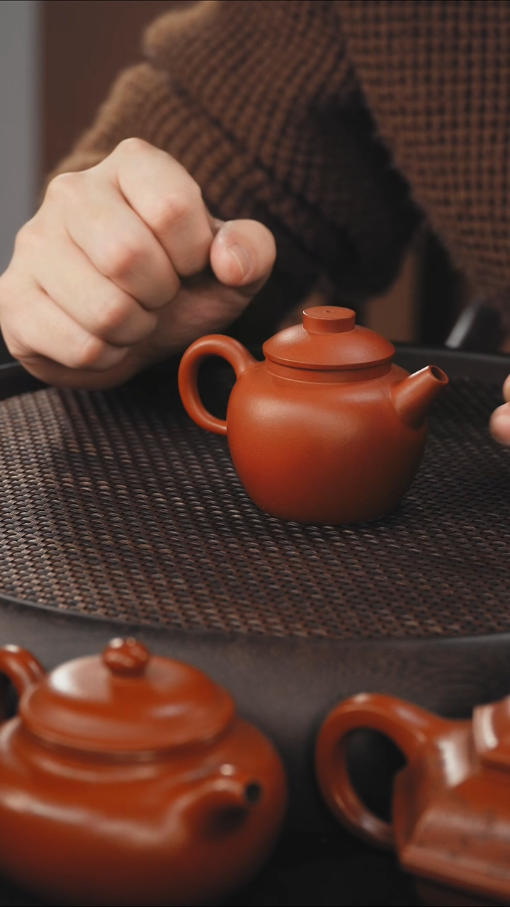 茶壶紫砂巨轮 朱泥