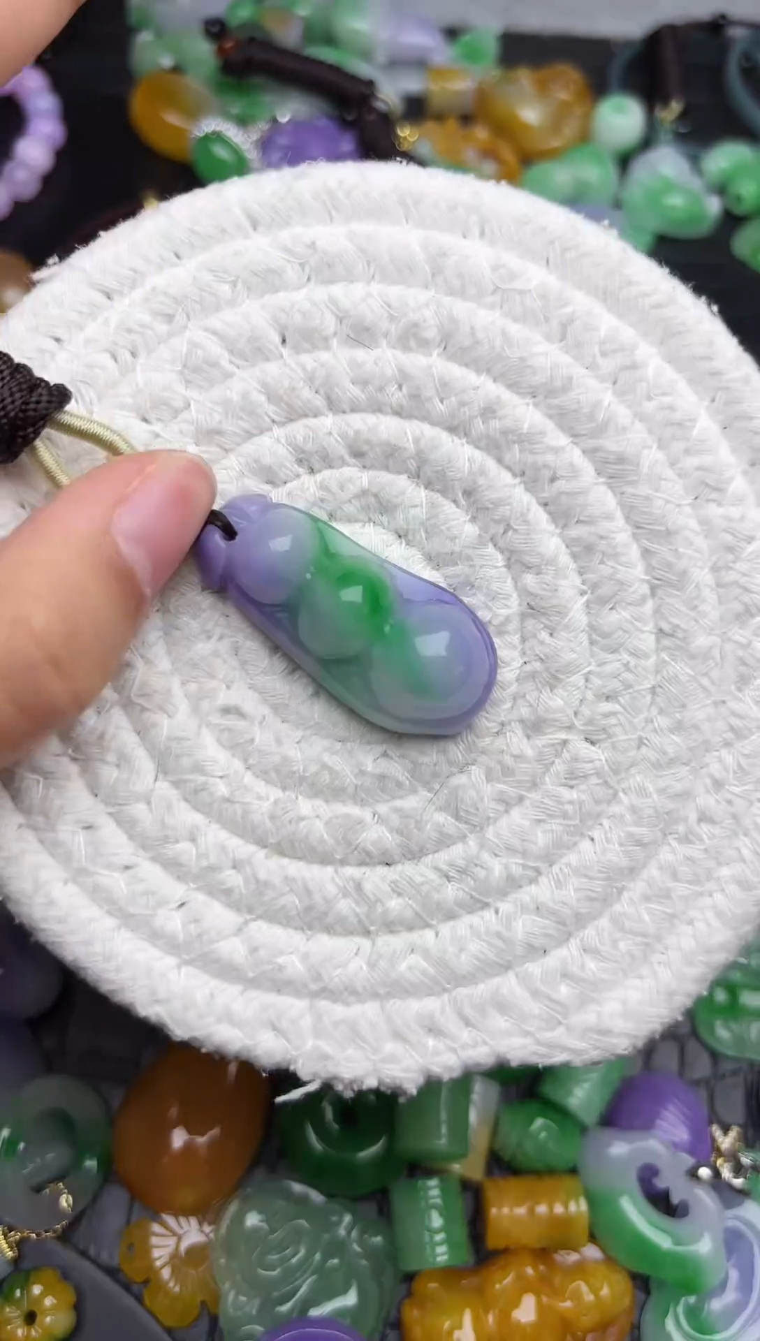 颈饰未镶嵌翡翠缅甸翡翠吊坠