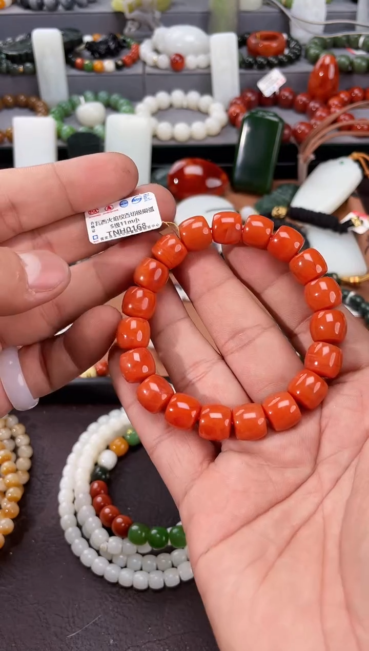 【闪购商品】南红玛瑙手串未镶嵌多样性发一件TNH0168