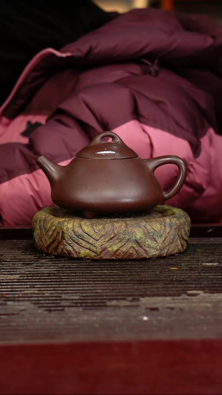 宜兴原矿紫砂壶茶壶宜兴原矿紫砂壶茶壶240C