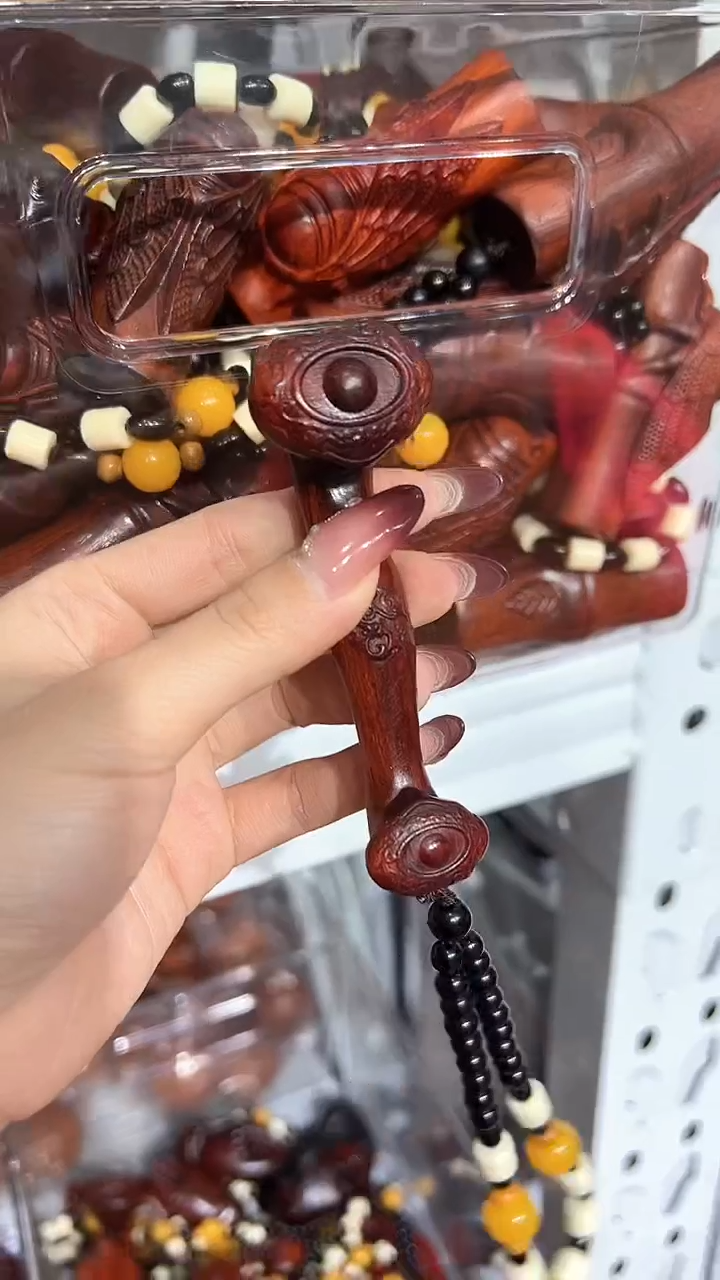 【闪购商品】非洲紫檀（红花梨）紫檀木如意手把件赠送手把绳