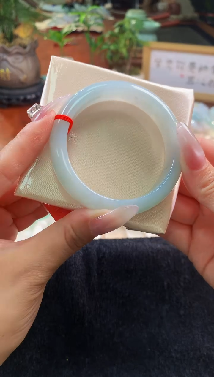 翡翠手镯未镶嵌天然翡翠手镯 54 蓝水