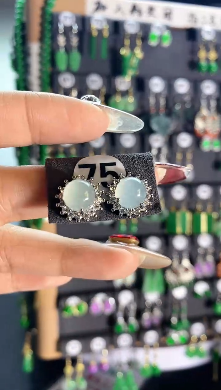 【闪购商品】翡翠耳饰银S925镶嵌75..