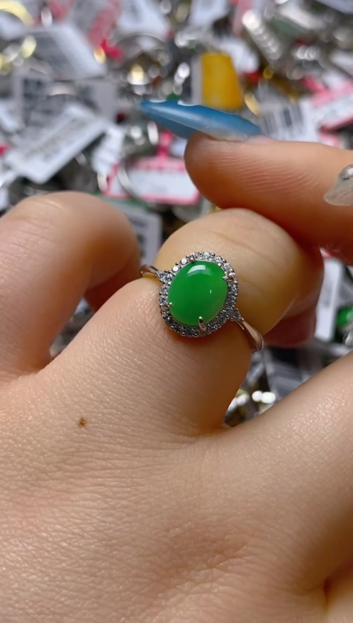 银S925镶嵌戒指翡翠百内无证书