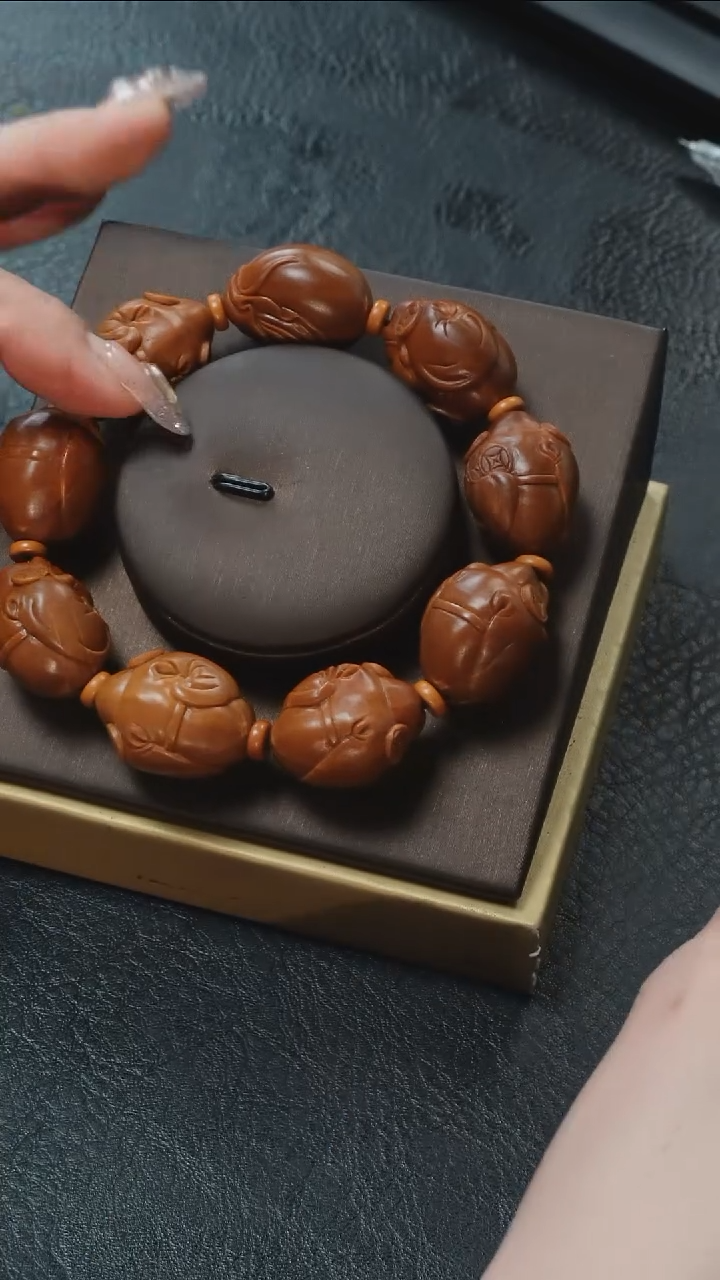 【闪购商品】橄榄核吊坠 梦梦精品核雕