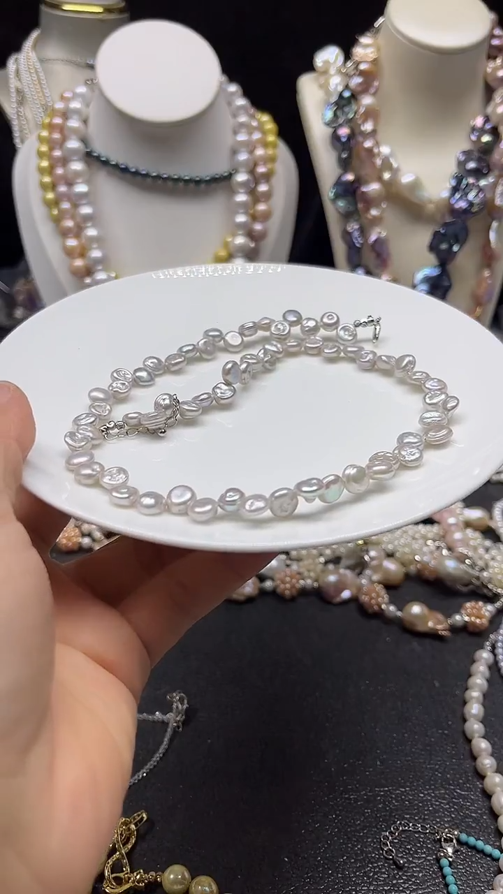 颈饰未镶嵌淡水珍珠多人