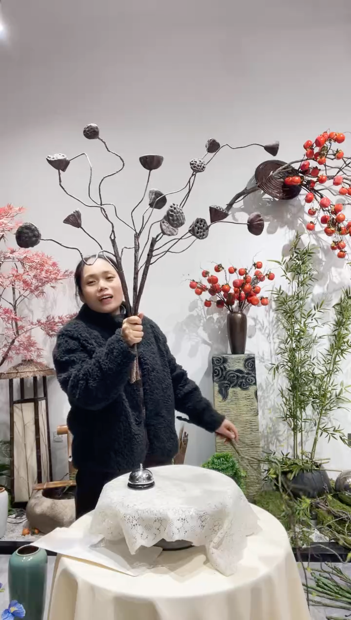 咖色仿真高货复古莲蓬三只