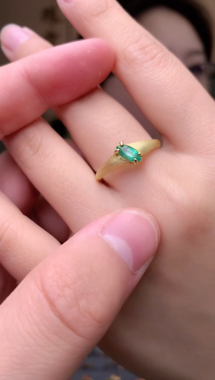 【闪购商品】祖母绿戒指银S925镶嵌戒指