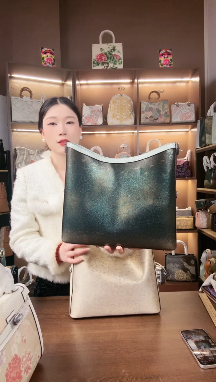 【闪购商品】织绣【25号】岁玺子兮头层牛皮 流浪包