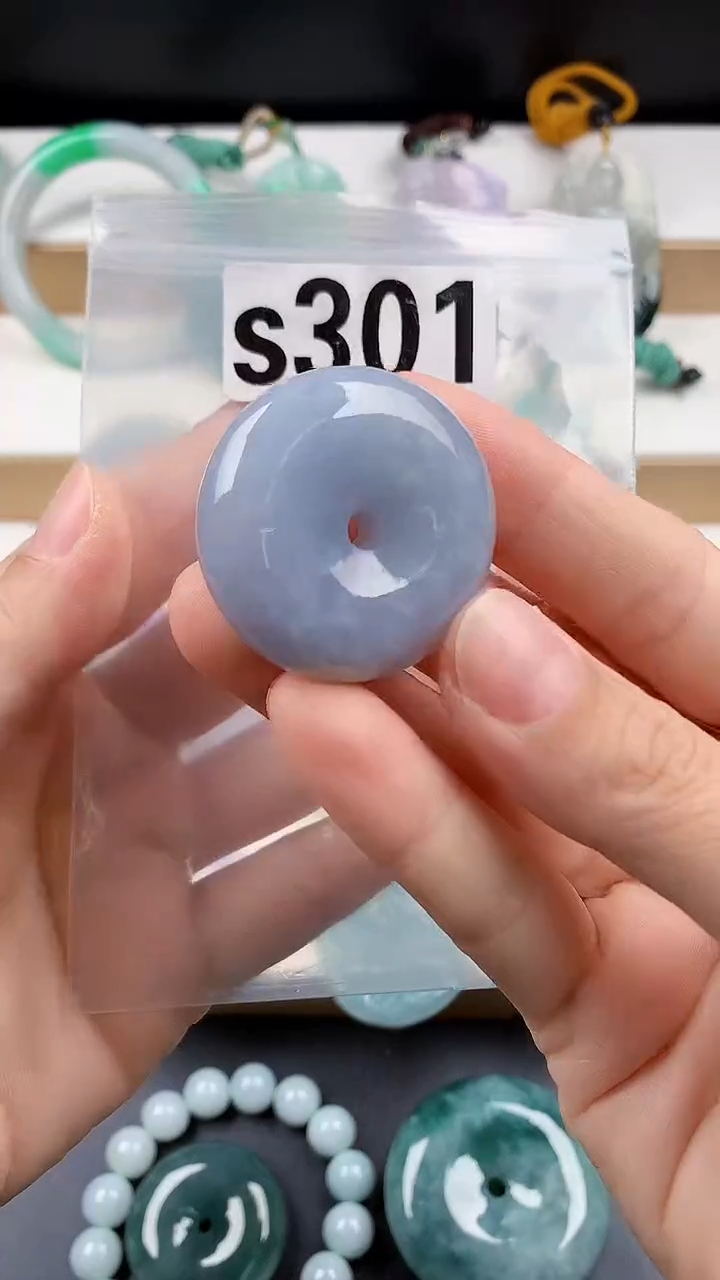 颈饰未镶嵌翡翠天然翡翠吊坠挂件