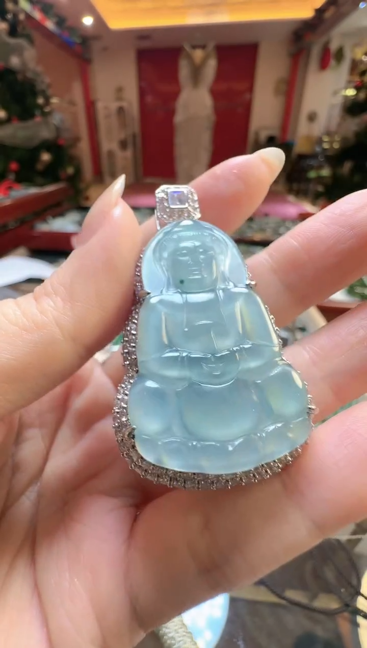 【闪购商品】翡翠吊坠(不含链)未镶嵌翡翠