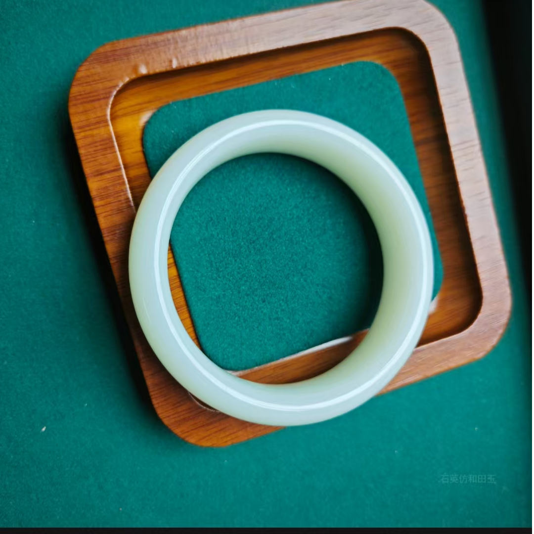 A1464和田玉轮胎手镯