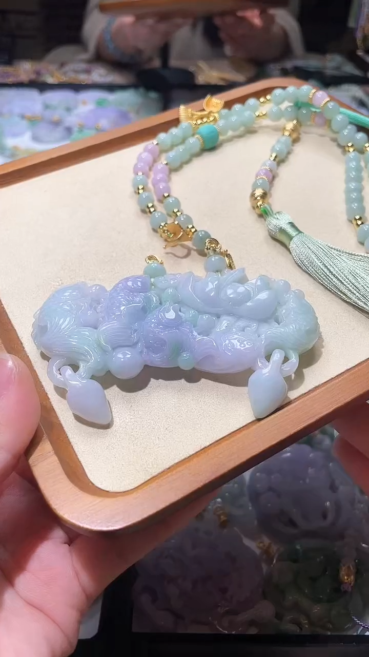 【闪购商品】翡翠颈饰未镶嵌吊坠