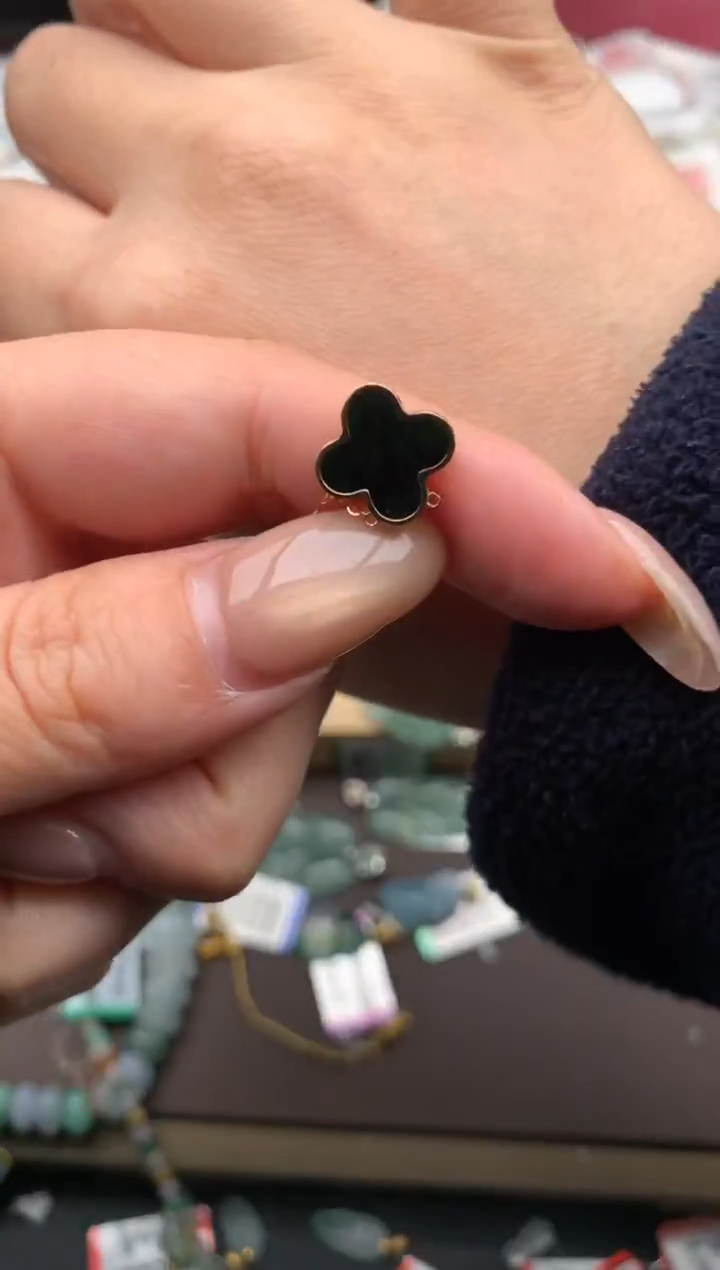 【闪购商品】翡翠颈饰18K金镶嵌一