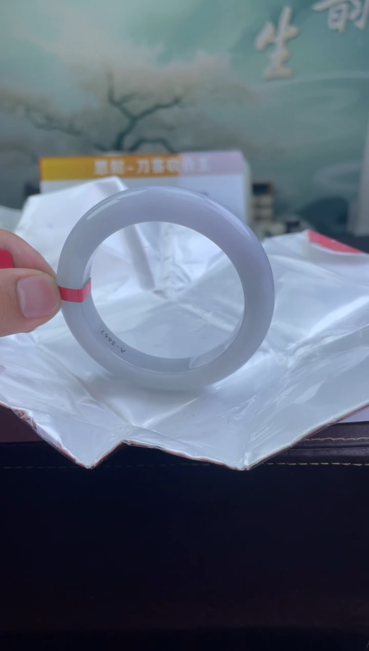 翡翠手镯未镶嵌8翡翠手镯