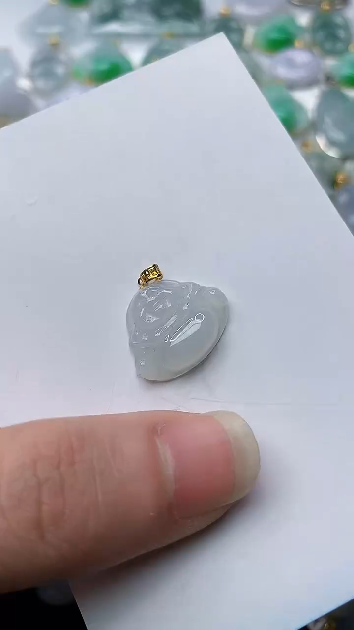 【闪购商品】翡翠颈饰18K金镶嵌35.........