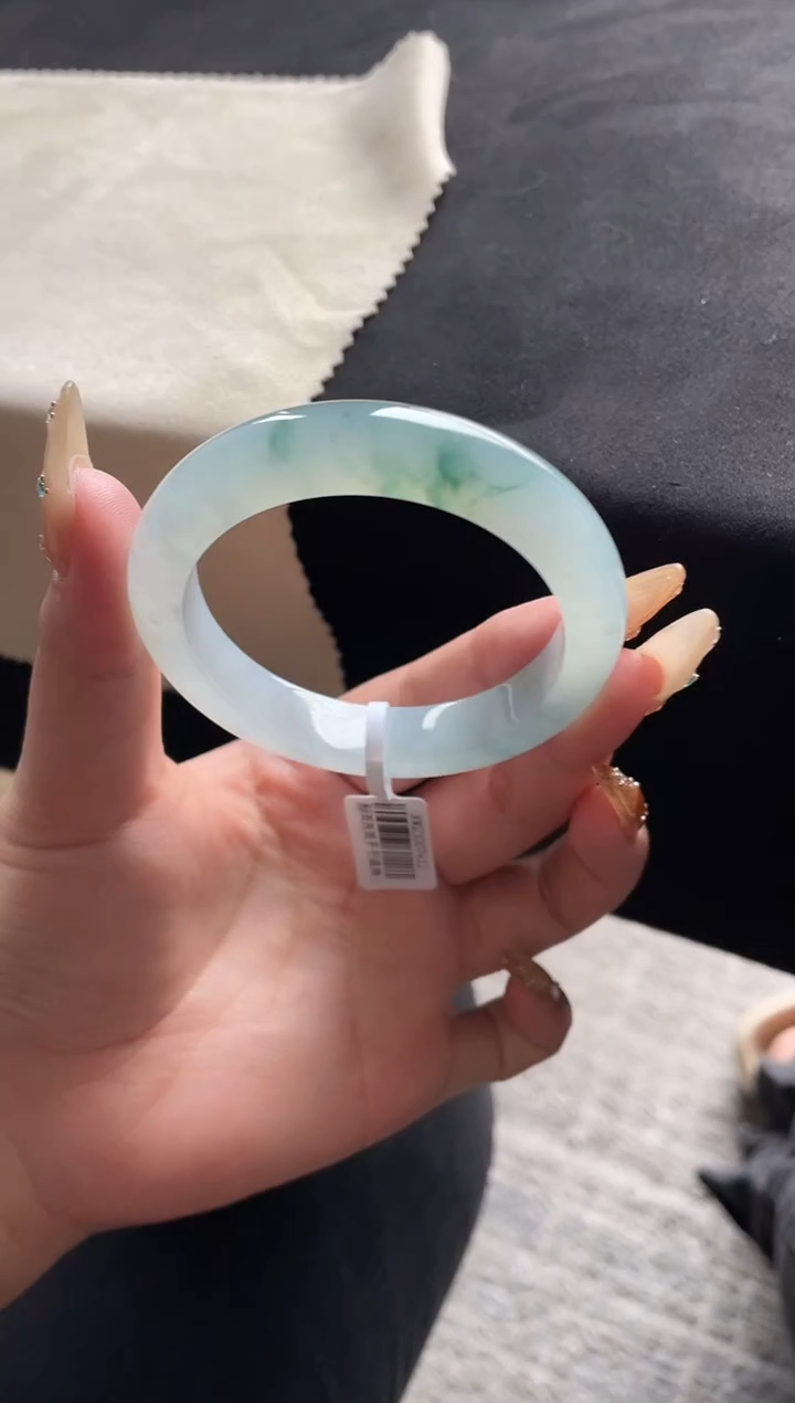 未镶嵌手镯翡翠三天鉴赏期