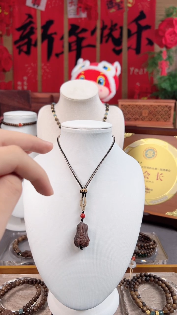 【闪购商品】沉香手串【白棋楠雕刻大白菜双拼色如意绳吊坠挂绳】