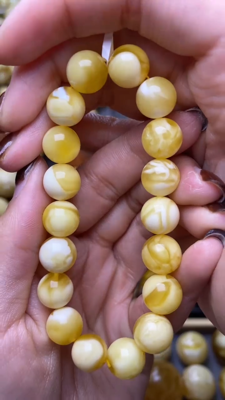 【闪购商品】琥珀裸石未镶嵌蜜蜡.77