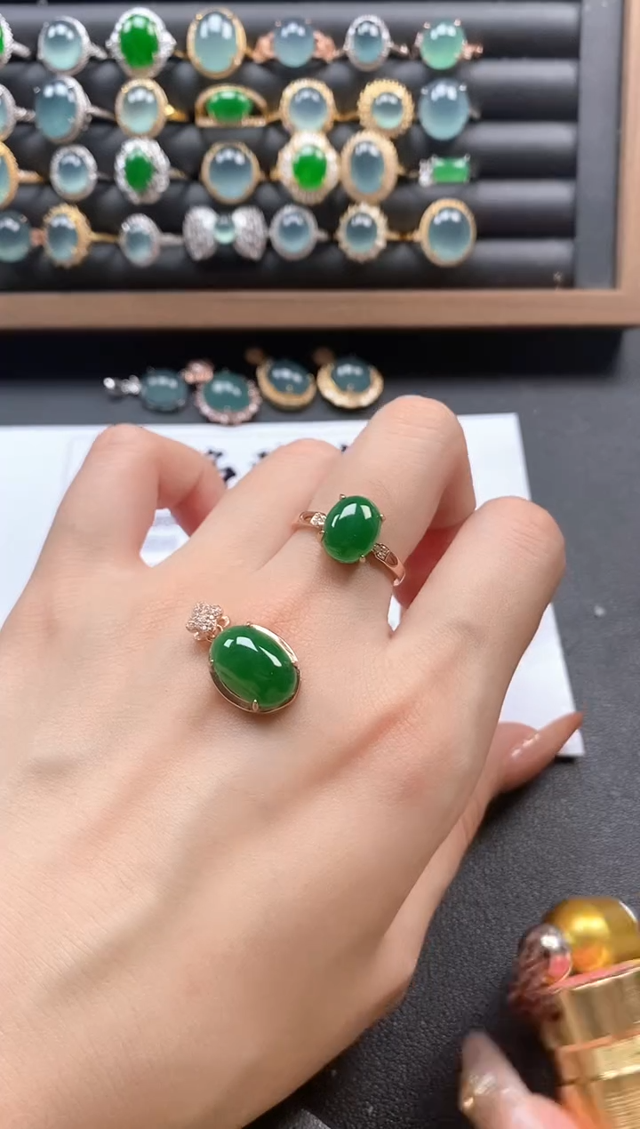 银S925镶嵌戒指翡翠51151