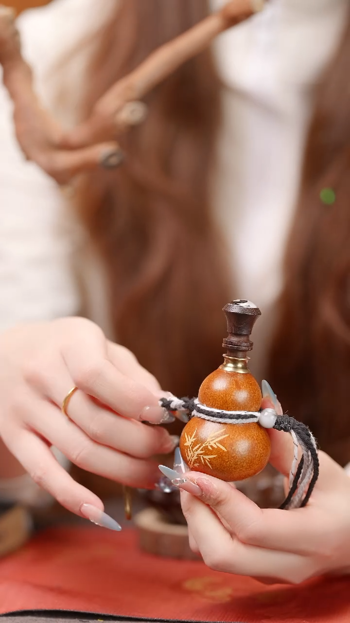 29大漆葫芦手捻车挂脖挂挂件