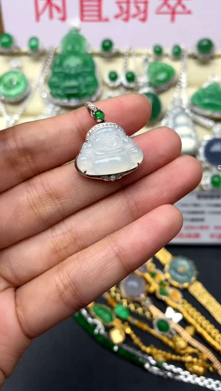 翡翠18K金镶嵌颈饰200-中国好珍宝