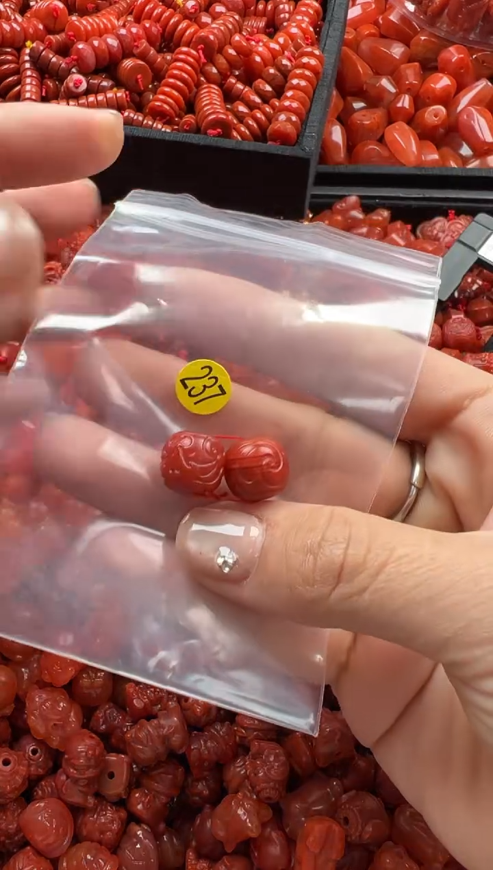 【闪购商品】南红玛瑙颈饰未镶嵌1