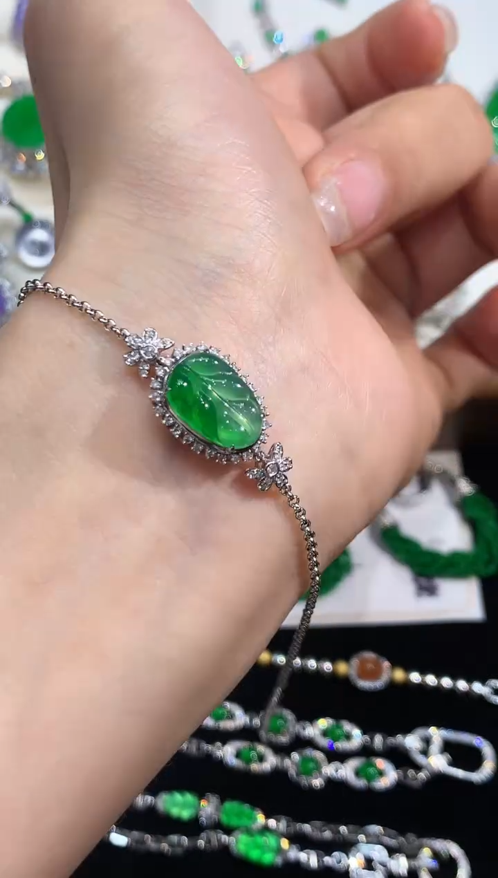 【闪购商品】翡翠手链18K金镶嵌2736   