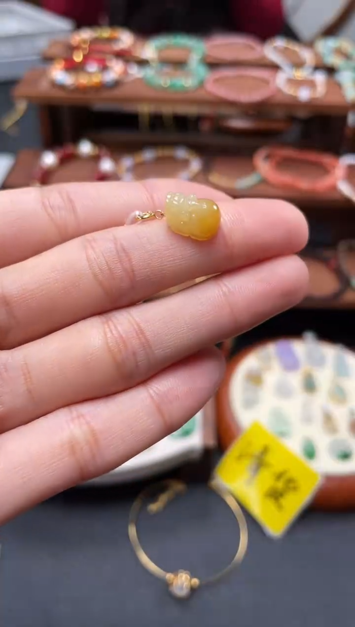 【闪购商品】翡翠吊坠(不含链)18K金镶嵌一个  JK718