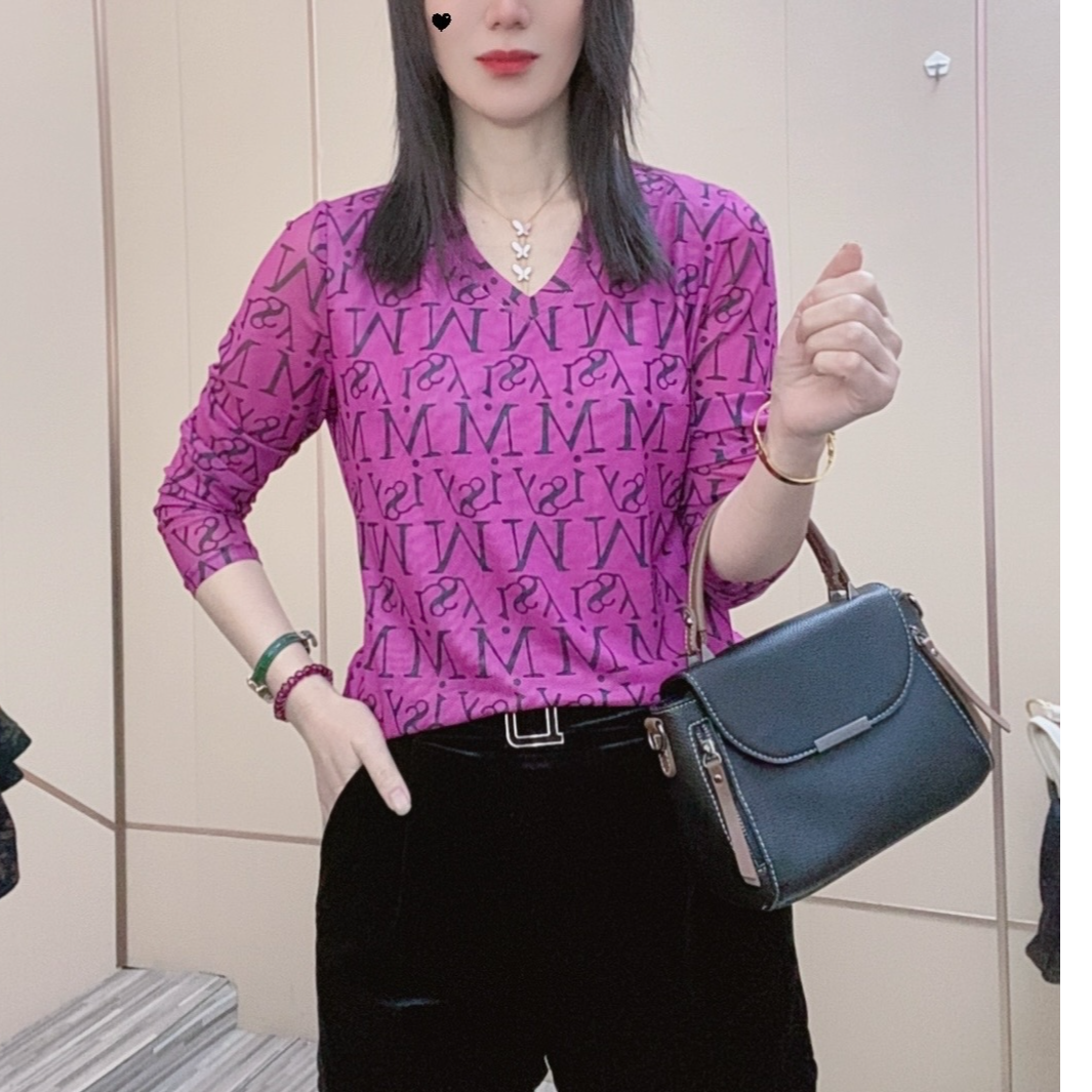 V领宽松T恤女2025春季新款火龙果色琉璃纱肌肤纱打底衫宽松外穿T