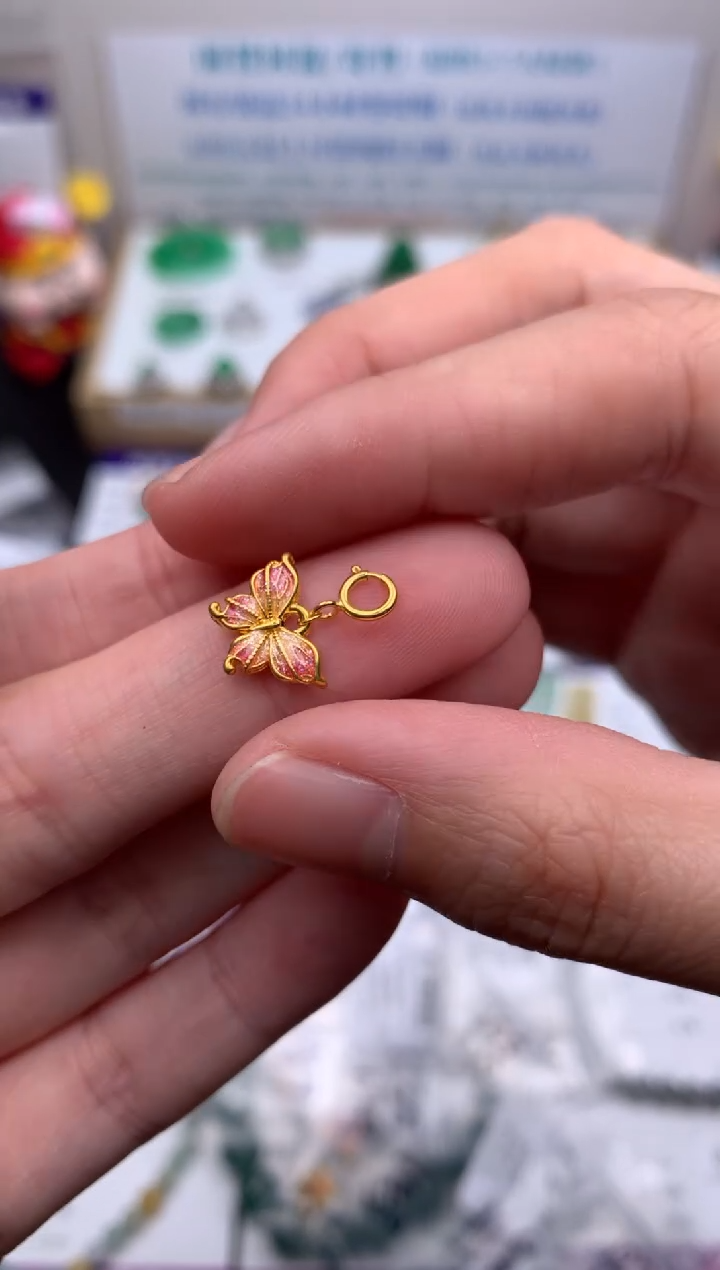 【闪购商品】18K金吊坠(不含链)模式推广期24小时鉴赏期