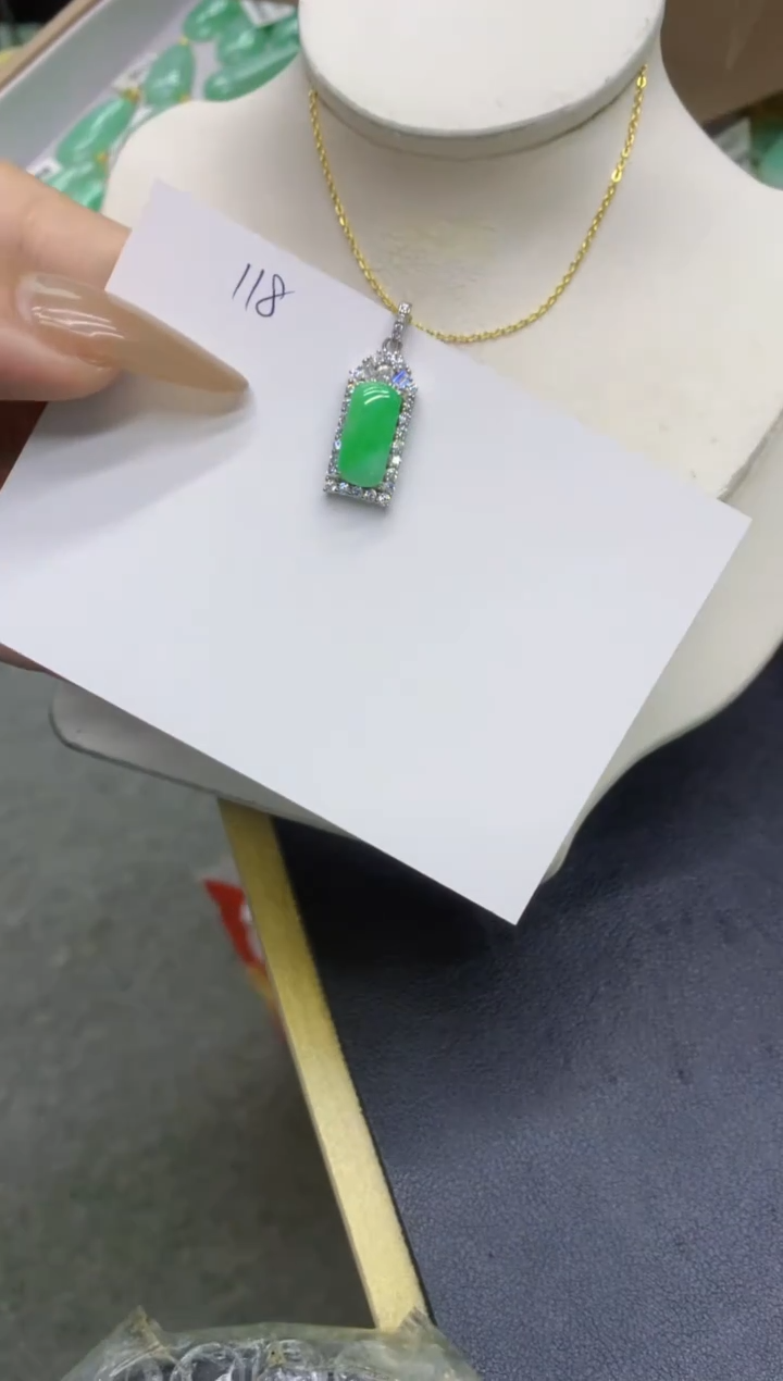 颈饰未镶嵌翡翠11111