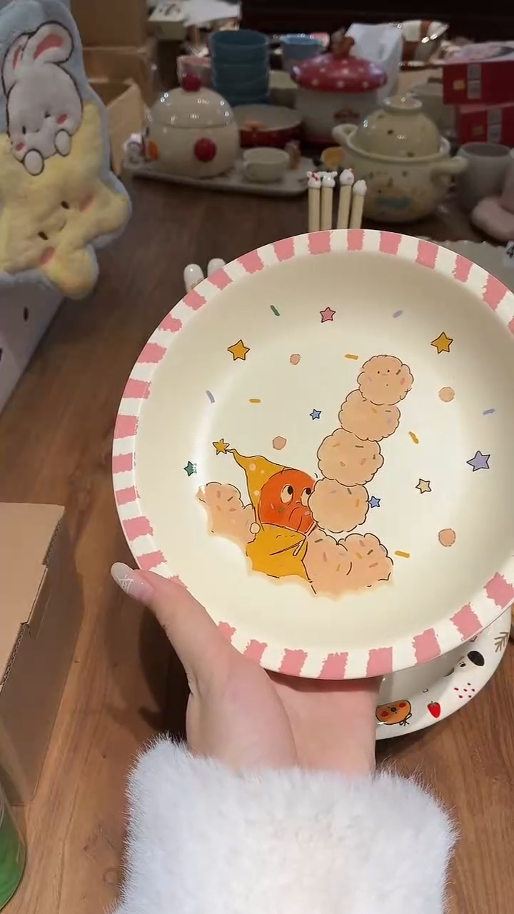 瓷467 粉色 星星人 盘 瑕疵