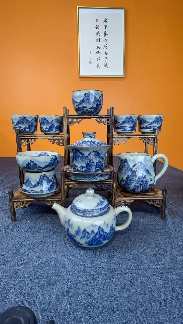 厚****事红山水八件套+壶