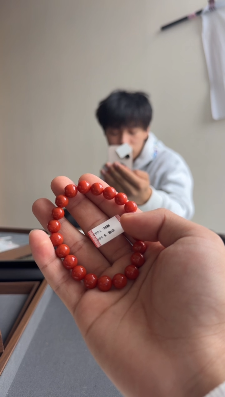 颈饰未镶嵌南红玛瑙7202号买断